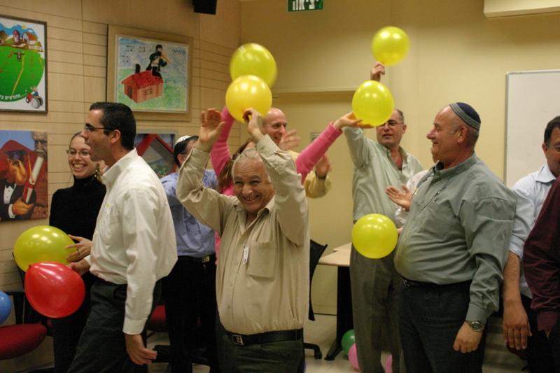 הפקה, הפקת, יום כיף, פעולות גיבוש, פעילויות גיבוש, פעילות גיבוש, יום כיף בתל אביב, משחק גיבוש, משחקי גיבוש,עבודת צוות,יום גיבוש לעובדים,יום גיבוש,ימי גיבוש לעובדים, ערב גיבוש,יום כיף לעובדים, אלון שפריר, גיבוש איכותי